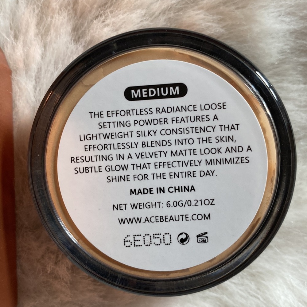 Ace Beaute Loose setting Powder - Picture 3 of 4